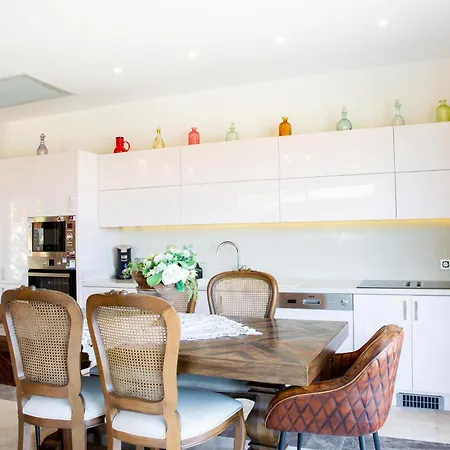 Calista By Important Group Travel ヴィラ *