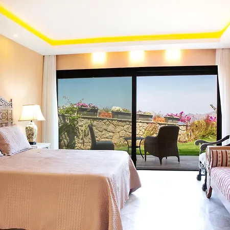 Villa Calista By Important Group Travel *